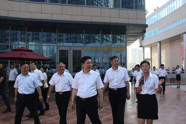 7月10日，科学发展观现场观摩_副本.jpg