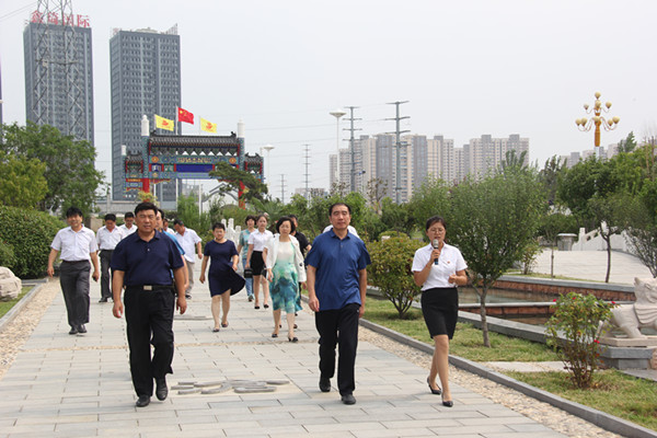 64c03394ad172c1d21a870c6743e15e_副本.jpg