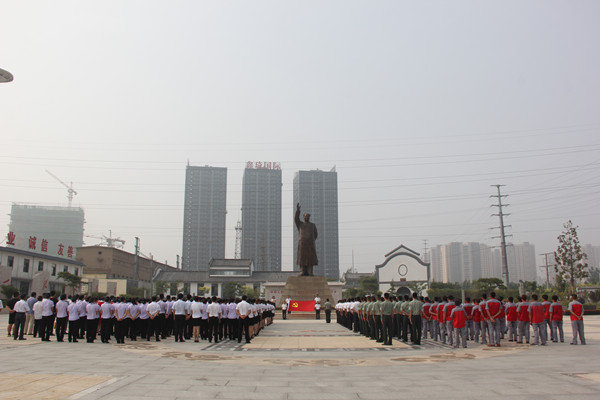 7月1日，后八里沟村举行庆祝建党96周年活动