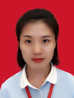 周萍萍.jpg