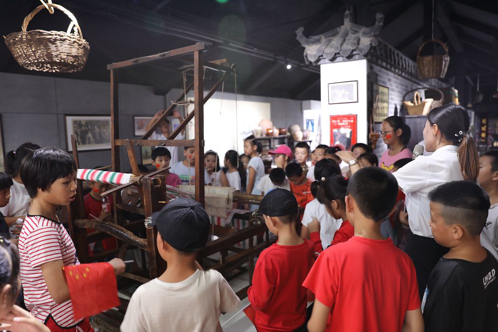 后八里沟村开展新时代文明实践活动 (4).jpg
