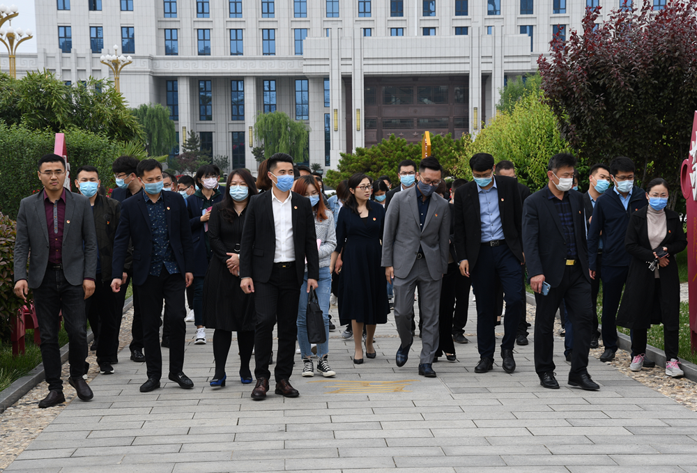 微信图片_20200509193355_副本.png
